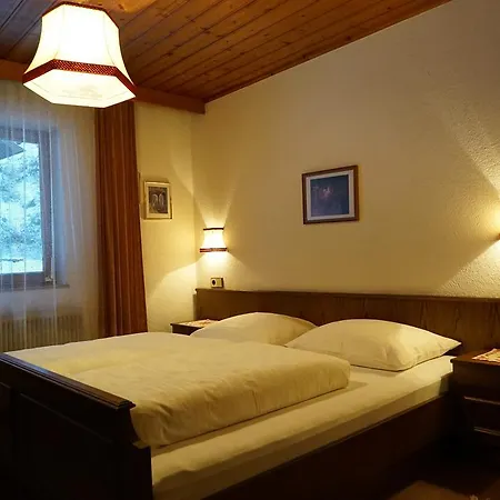 招待所 Perfler 2*