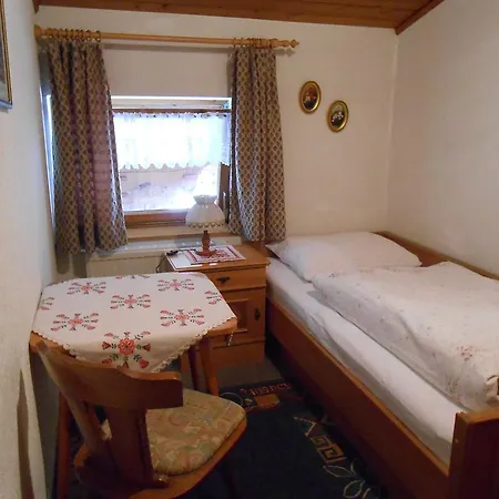 Perfler بيت ضيافة Außervillgraten